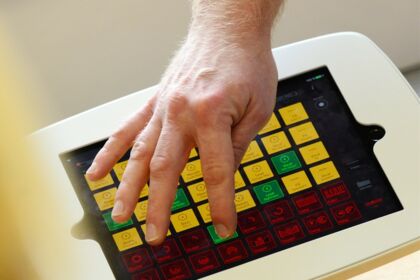 Bedienung von Musiksoftware auf einem Tablet